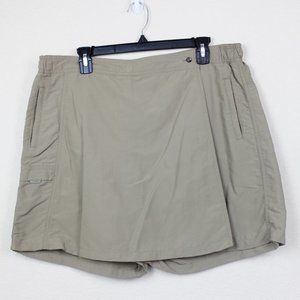 L.L. Bean Khaki Nylon Skort size L REG